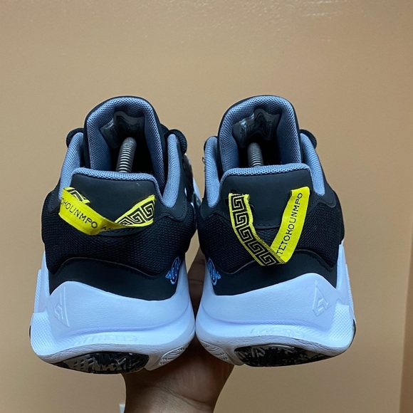 Nike Giannis Immortality 2 Statue Of Zeus Black University Blue Size 11.5 - Picture 13 of 16